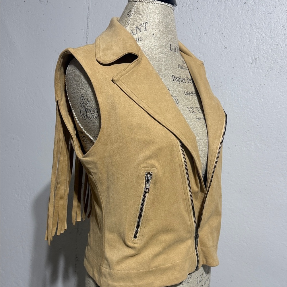 NWOT Miss Me Tan Suede Vest with Zipper